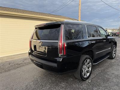 2019 Cadillac Escalade Luxury   - Photo 11 - Nashville, TN 37210