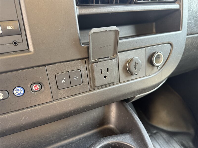 2021 Chevrolet Express 3500 - Photo 19 - Nashville, TN 37210