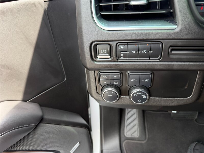 2023 Chevrolet Tahoe LT - Photo 38 - Nashville, TN 37210
