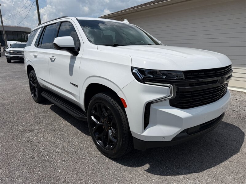 2023 Chevrolet Tahoe LT - Photo 4 - Nashville, TN 37210