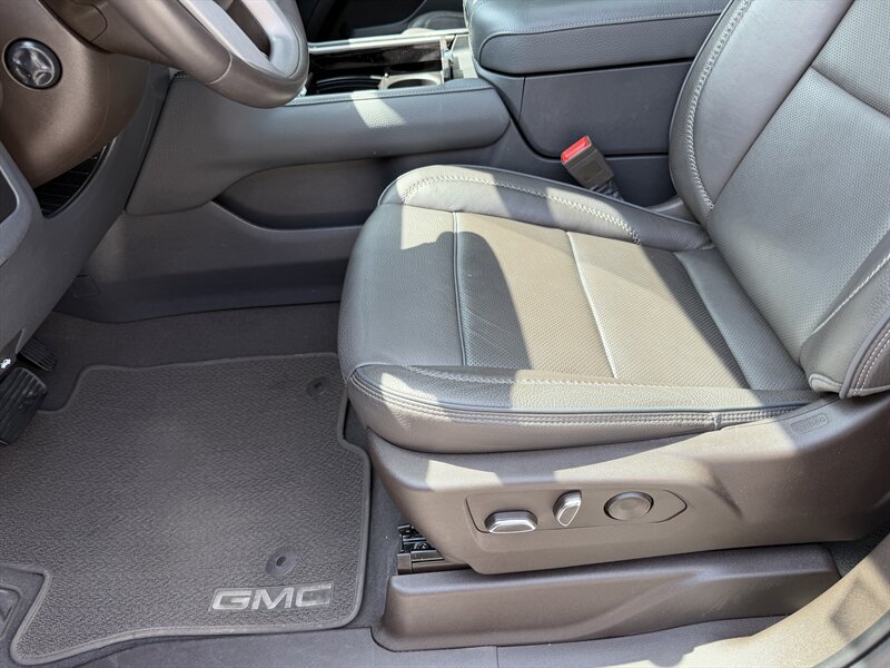 2022 GMC Yukon Denali - Photo 21 - Nashville, TN 37210