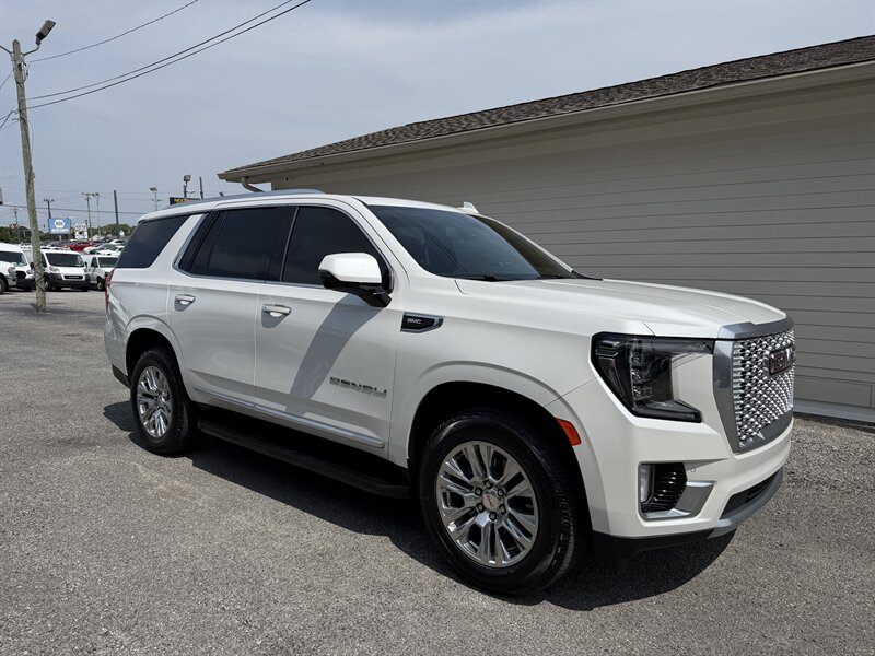 2022 GMC Yukon Denali - Photo 2 - Nashville, TN 37210