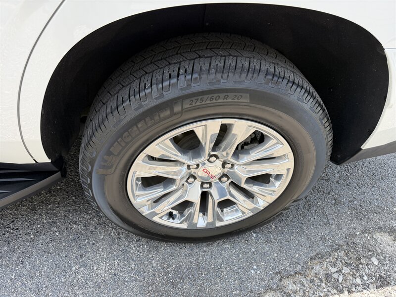 2022 GMC Yukon Denali - Photo 16 - Nashville, TN 37210