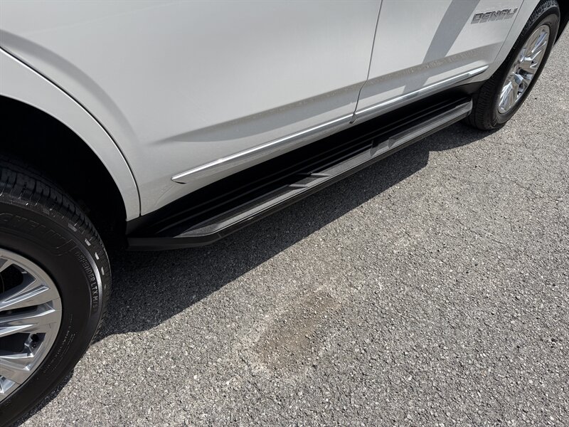 2022 GMC Yukon Denali - Photo 12 - Nashville, TN 37210
