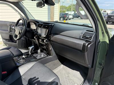 2022 Toyota 4Runner TRD Off-Road Premium   - Photo 8 - Nashville, TN 37210