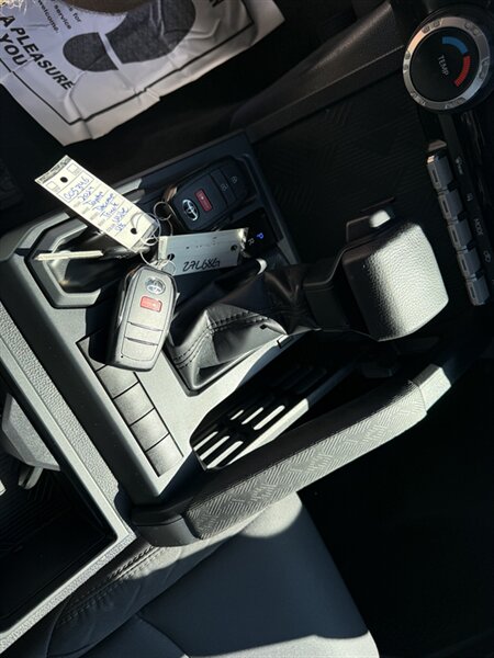 2024 Toyota Tacoma SR photo 20