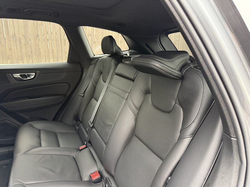 2020 Volvo XC60 T5 Momentum - Photo 24 - Nashville, TN 37210