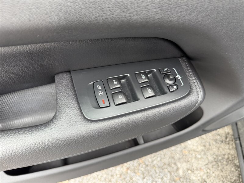 2020 Volvo XC60 T5 Momentum - Photo 16 - Nashville, TN 37210