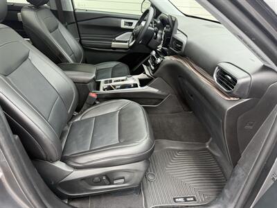 2023 Ford Explorer Limited   - Photo 7 - Nashville, TN 37210
