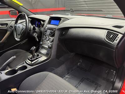 2013 Hyundai Genesis Coupe 2.0T R-Spec   - Photo 10 - Orange, CA 92868
