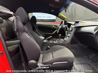 2013 Hyundai Genesis Coupe 2.0T R-Spec   - Photo 7 - Orange, CA 92868
