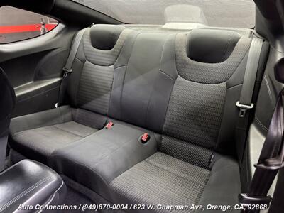 2013 Hyundai Genesis Coupe 2.0T R-Spec   - Photo 9 - Orange, CA 92868