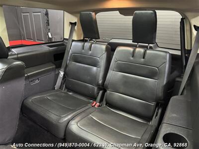 2014 Ford Flex SEL   - Photo 11 - Orange, CA 92868