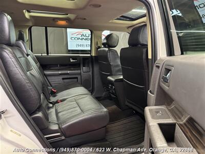 2014 Ford Flex SEL   - Photo 8 - Orange, CA 92868