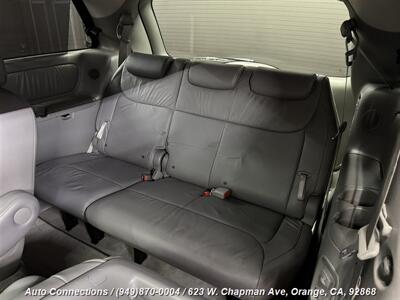 2010 Toyota Sienna XLE   - Photo 13 - Orange, CA 92868