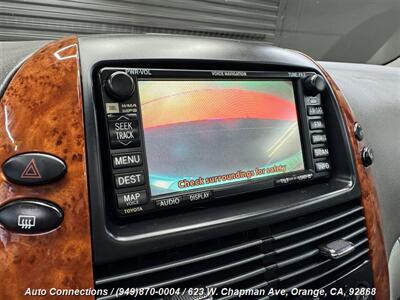 2010 Toyota Sienna XLE   - Photo 22 - Orange, CA 92868