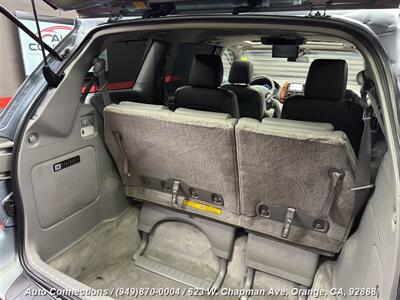 2010 Toyota Sienna XLE   - Photo 40 - Orange, CA 92868