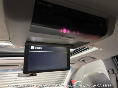 2010 Toyota Sienna XLE   - Photo 29 - Orange, CA 92868