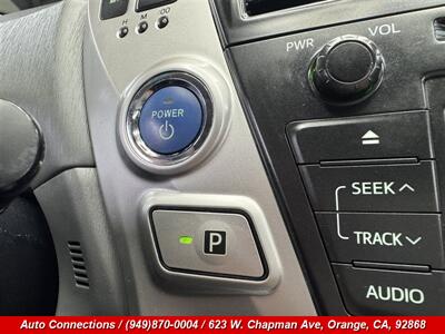 2013 Toyota Prius v Three   - Photo 20 - Orange, CA 92868
