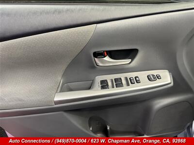 2013 Toyota Prius v Three   - Photo 21 - Orange, CA 92868
