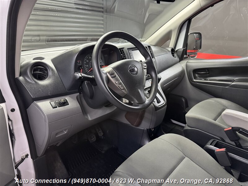 2021 Nissan NV200 S photo 7