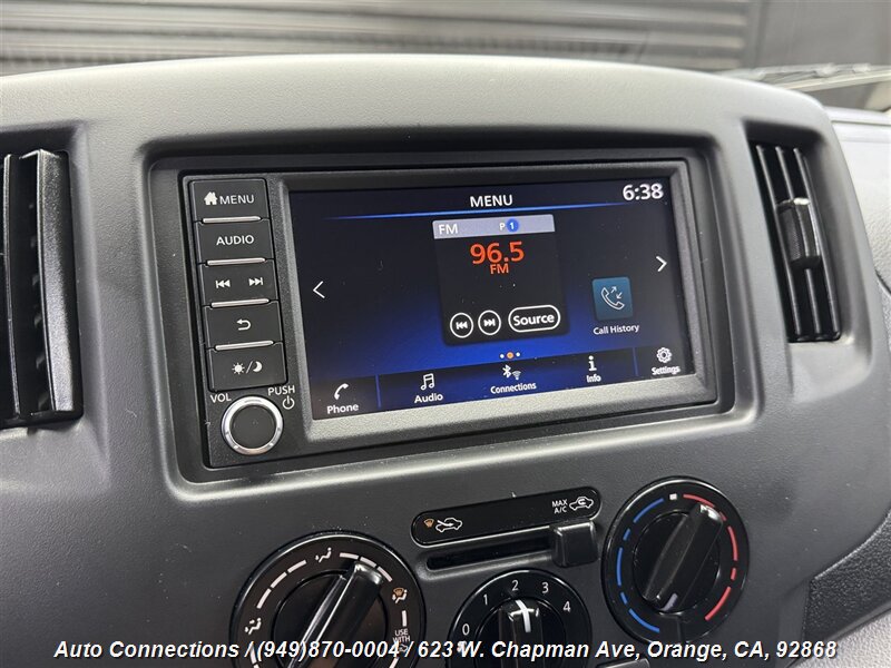 2021 Nissan NV200 S photo 11
