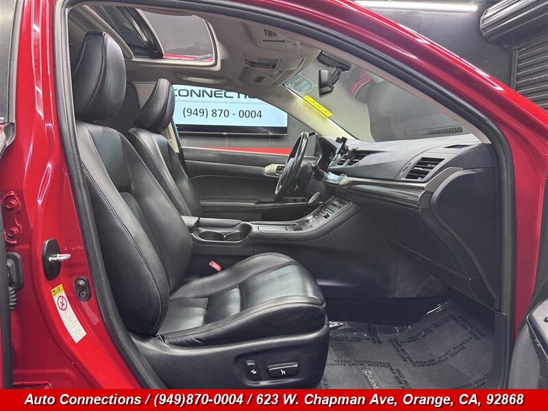 2014 Lexus CT 200h - Photo 7 - Orange, CA 92868