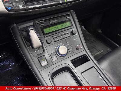 2014 Lexus CT 200h - Photo 14 - Orange, CA 92868