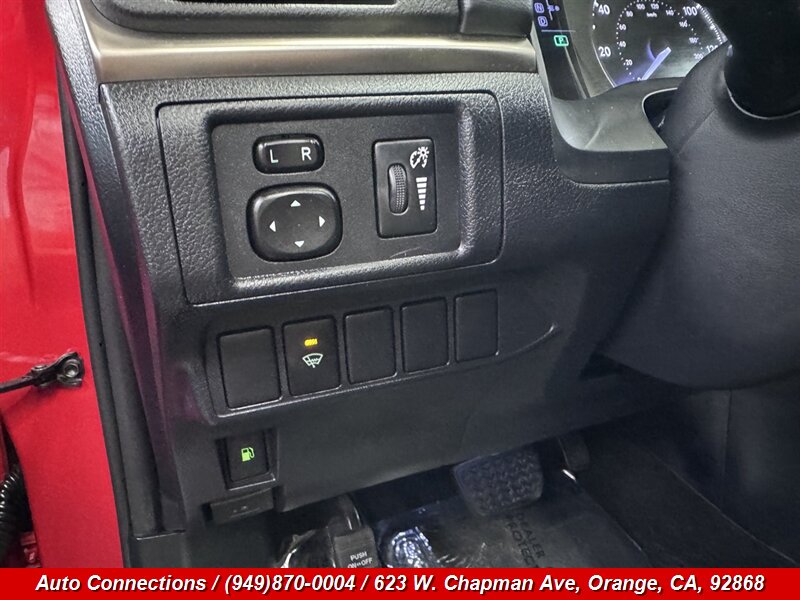 2014 Lexus CT 200h - Photo 22 - Orange, CA 92868