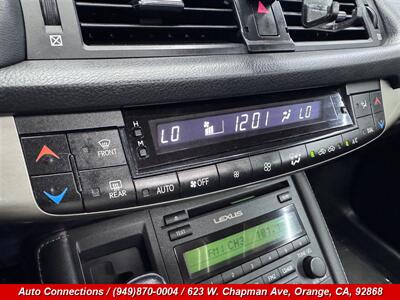2014 Lexus CT 200h - Photo 19 - Orange, CA 92868