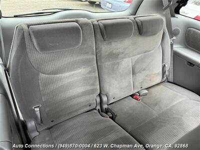 2006 Toyota Sienna LE 7 Passenger   - Photo 9 - Orange, CA 92868