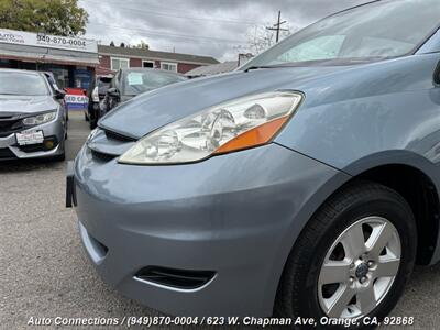 2006 Toyota Sienna LE 7 Passenger   - Photo 30 - Orange, CA 92868