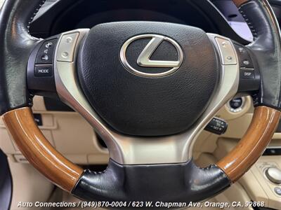 2013 Lexus ES 300h   - Photo 11 - Orange, CA 92868