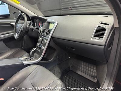 2016 Volvo XC60 T5 Drive-E Premier   - Photo 10 - Orange, CA 92868