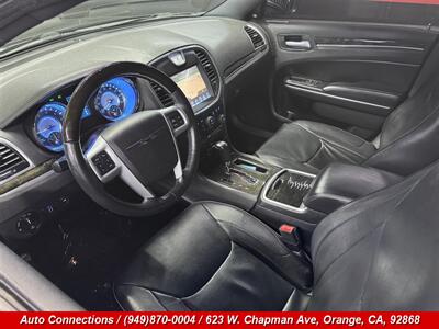 2014 Chrysler 300C - Photo 6 - Orange, CA 92868