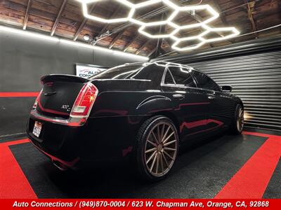 2014 Chrysler 300C - Photo 3 - Orange, CA 92868