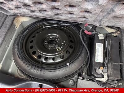 2014 Chrysler 300C - Photo 23 - Orange, CA 92868