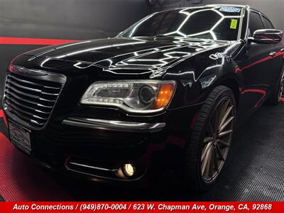 2014 Chrysler 300C - Photo 28 - Orange, CA 92868