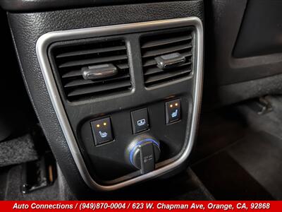 2014 Chrysler 300C - Photo 20 - Orange, CA 92868