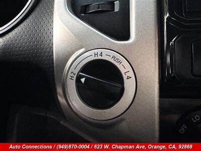 2015 Toyota Tacoma V6   - Photo 19 - Orange, CA 92868