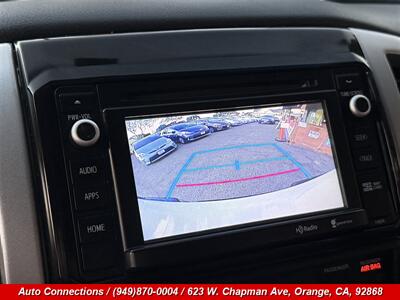 2015 Toyota Tacoma V6   - Photo 18 - Orange, CA 92868
