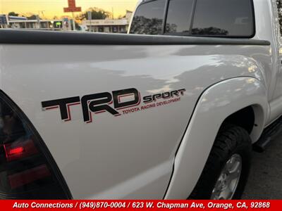 2015 Toyota Tacoma V6   - Photo 27 - Orange, CA 92868