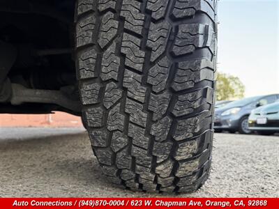 2015 Toyota Tacoma V6   - Photo 37 - Orange, CA 92868