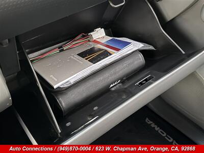 2015 Toyota Tacoma V6   - Photo 23 - Orange, CA 92868