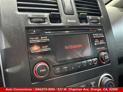 2014 Nissan LEAF S   - Photo 18 - Orange, CA 92868