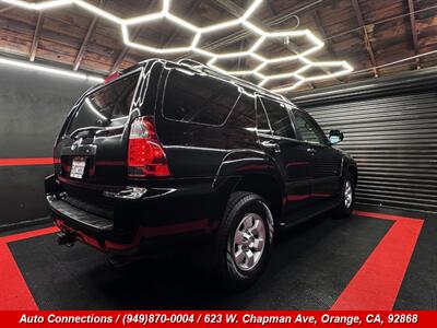 2007 Toyota 4Runner SR5   - Photo 3 - Orange, CA 92868
