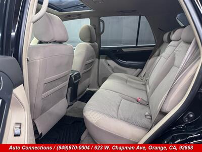 2007 Toyota 4Runner SR5   - Photo 9 - Orange, CA 92868