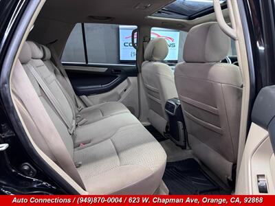 2007 Toyota 4Runner SR5   - Photo 8 - Orange, CA 92868