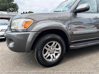 2006 Toyota Sequoia SR5   - Photo 39 - Orange, CA 92868
