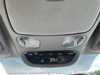 2006 Toyota Sequoia SR5   - Photo 20 - Orange, CA 92868